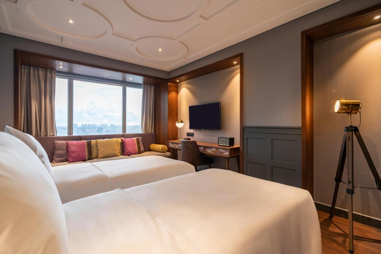 Fusion Original Saigon Centre Hotel Ho Chi Minh City Bagian luar foto Deluxe Room